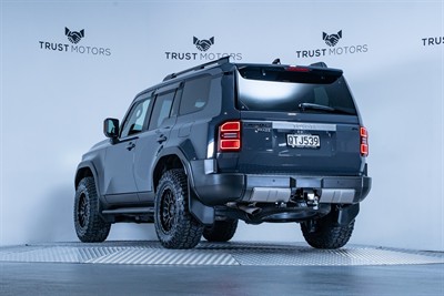 2024 Toyota Landcruiser Prado - Thumbnail