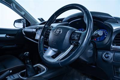 2019 Toyota Hilux - Thumbnail