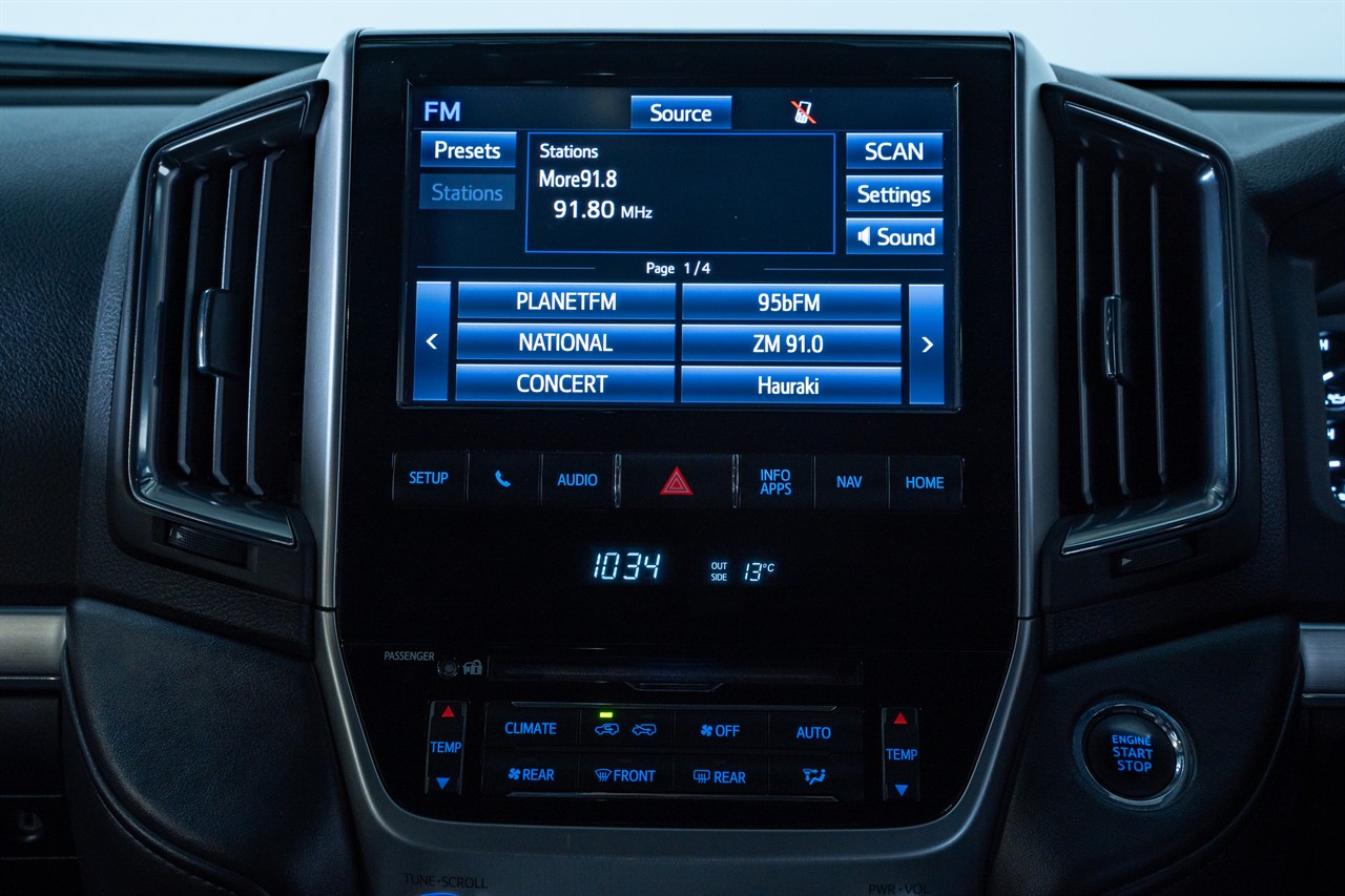2017 Toyota Landcruiser