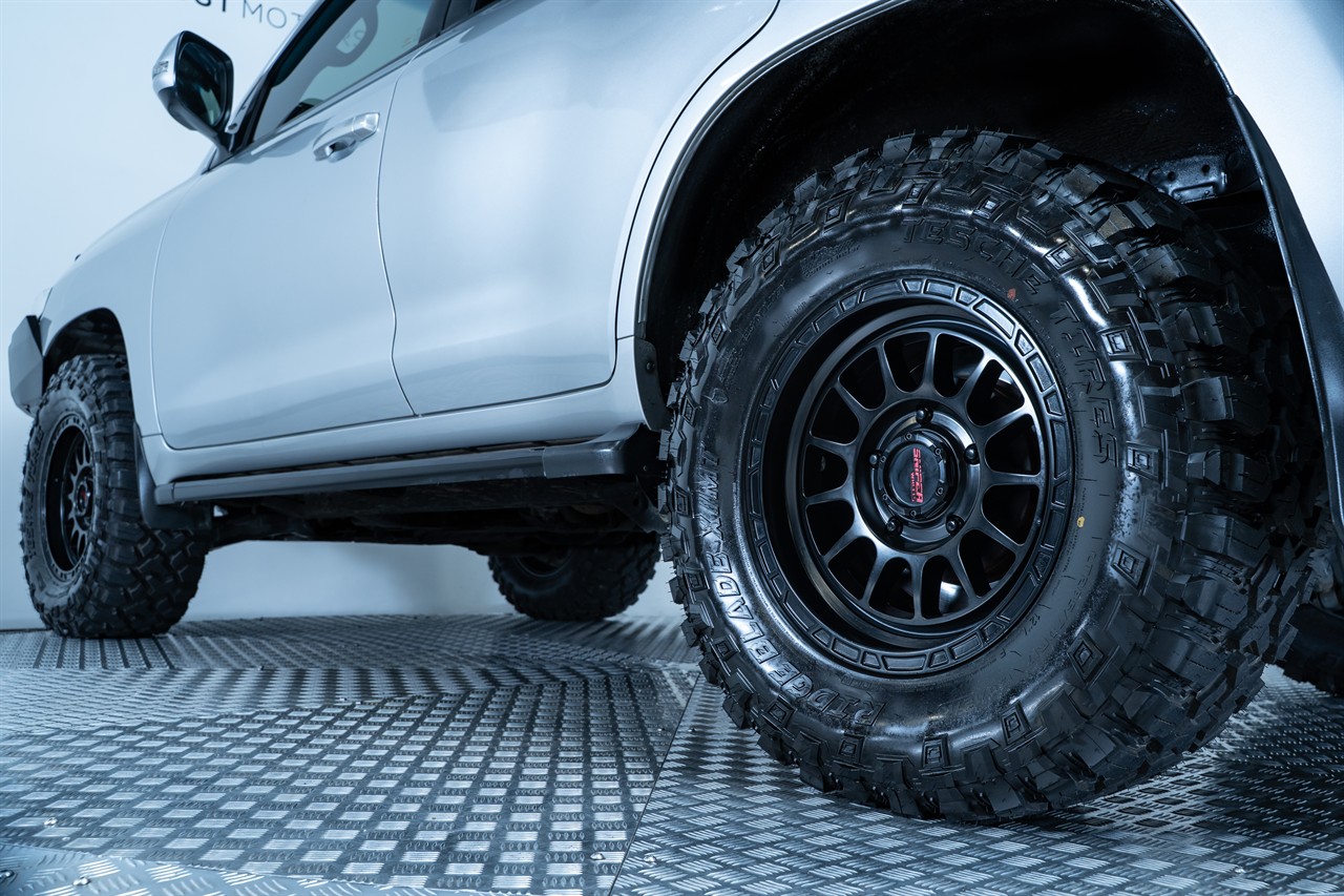 2017 Toyota Landcruiser