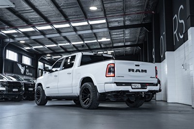 2022 Ram 1500 - Thumbnail