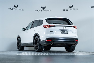 2018 Mazda CX-9 - Thumbnail