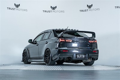 2011 Mitsubishi Lancer - Thumbnail