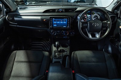 2021 Toyota Hilux - Thumbnail
