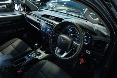 2021 Toyota Hilux - Thumbnail