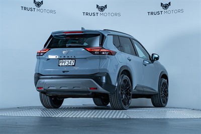2022 Nissan X-Trail - Thumbnail