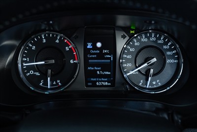 2021 Toyota Hilux - Thumbnail