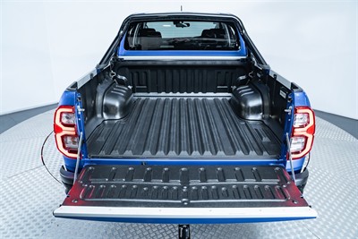 2021 Toyota Hilux - Thumbnail