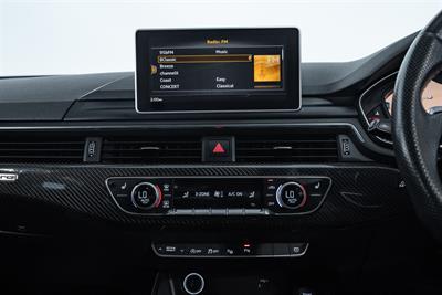 2018 Audi RS4 - Thumbnail