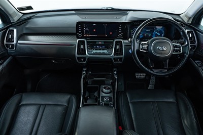 2021 Kia Sorento - Thumbnail