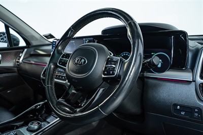 2021 Kia Sorento - Thumbnail