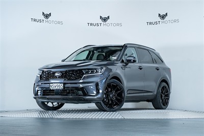 2021 Kia Sorento - Thumbnail