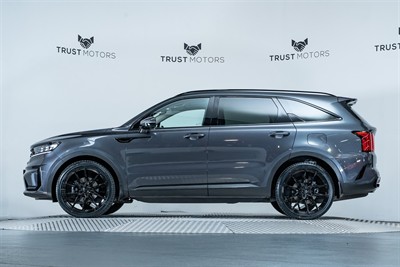 2021 Kia Sorento - Thumbnail