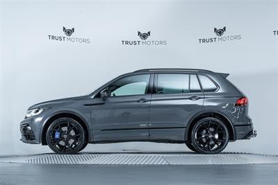 2022 Volkswagen Tiguan - Thumbnail