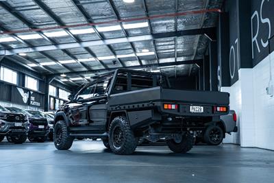 2022 Toyota Hilux - Thumbnail