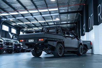 2022 Toyota Hilux - Thumbnail