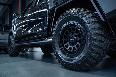 2022 Toyota Hilux - Thumbnail