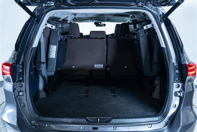 2019 Toyota Fortuner - Thumbnail