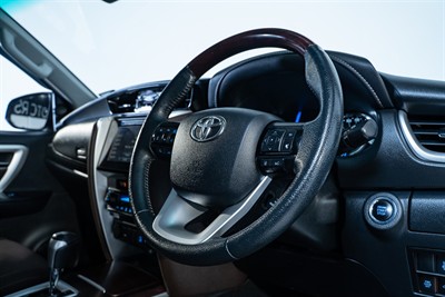 2019 Toyota Fortuner - Thumbnail