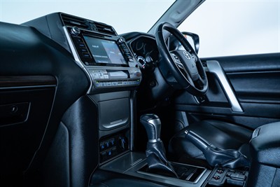 2019 Toyota Landcruiser Prado - Thumbnail