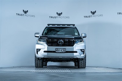 2019 Toyota Landcruiser Prado - Thumbnail