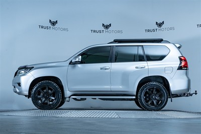 2019 Toyota Landcruiser Prado - Thumbnail