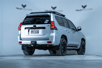2019 Toyota Landcruiser Prado - Thumbnail