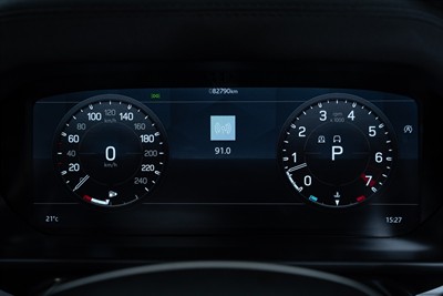 2021 Land Rover Defender - Thumbnail