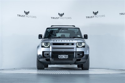 2021 Land Rover Defender - Thumbnail