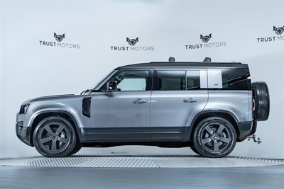 2021 Land Rover Defender - Thumbnail