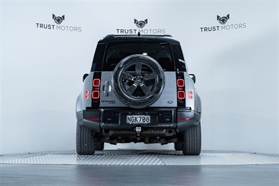 2021 Land Rover Defender - Thumbnail