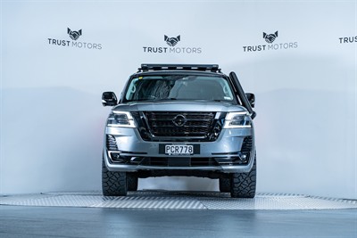 2020 Nissan Patrol - Thumbnail