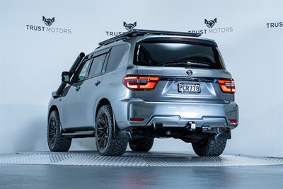 2020 Nissan Patrol - Thumbnail