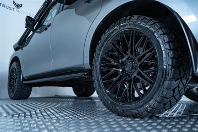 2020 Nissan Patrol - Thumbnail