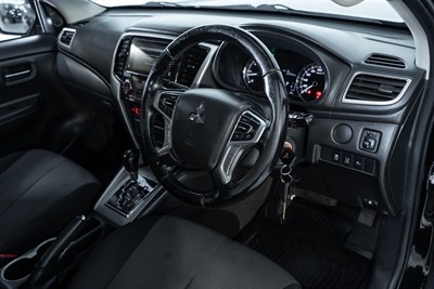 2020 Mitsubishi Triton - Thumbnail