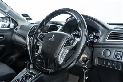 2020 Mitsubishi Triton - Thumbnail