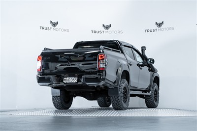 2020 Mitsubishi Triton - Thumbnail