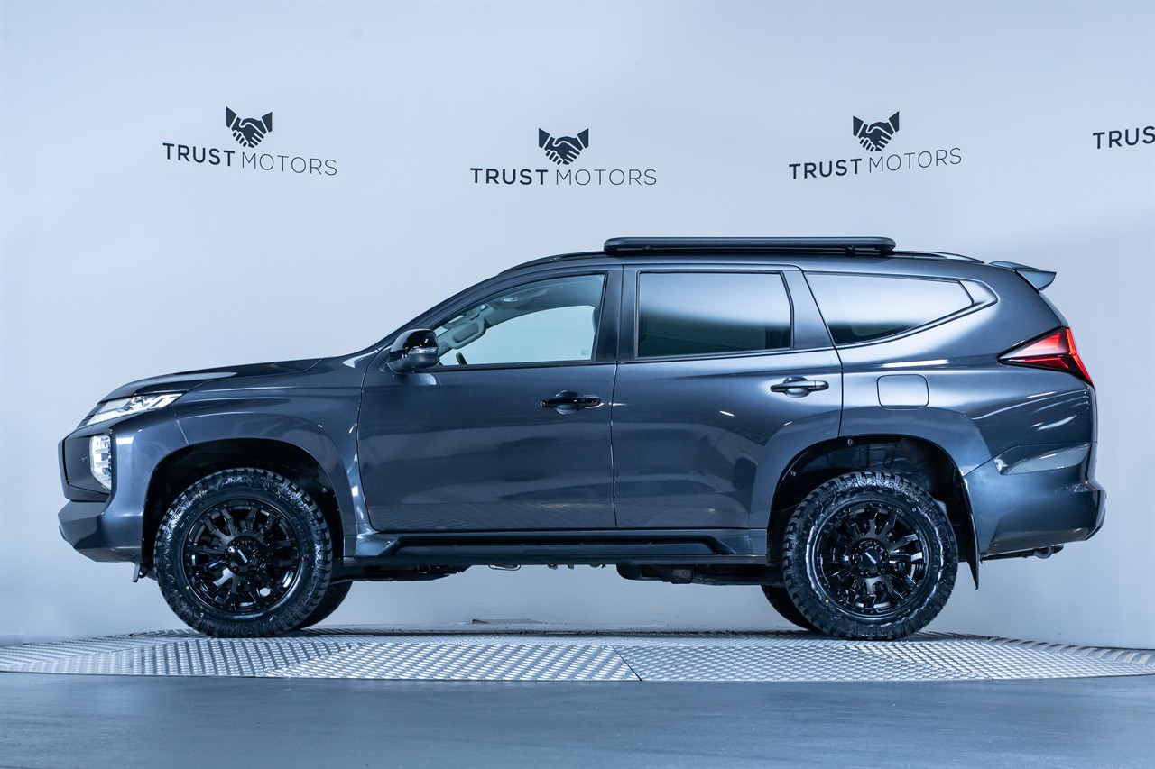 2023 Mitsubishi Pajero Sport