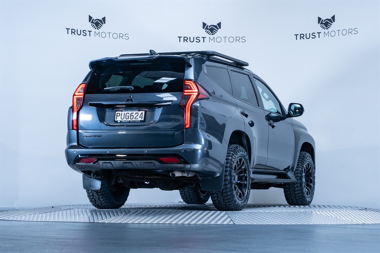 2023 Mitsubishi Pajero Sport