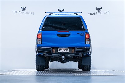 2016 Toyota Hilux - Thumbnail