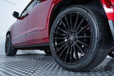 2020 Holden Acadia - Thumbnail