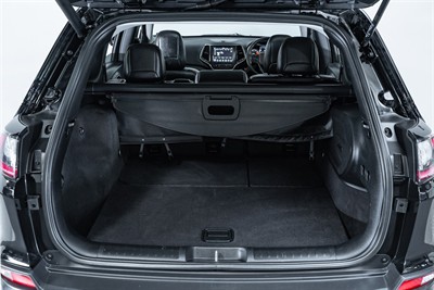 2020 Jeep Cherokee - Thumbnail