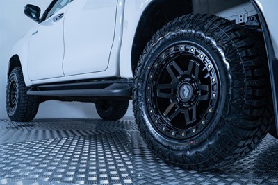 2022 Toyota Hilux - Thumbnail