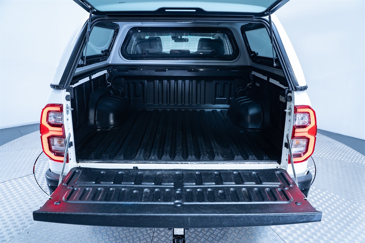 2022 Toyota Hilux