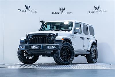2020 Jeep Wrangler - Thumbnail