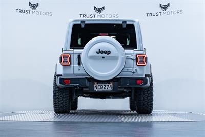 2020 Jeep Wrangler - Thumbnail
