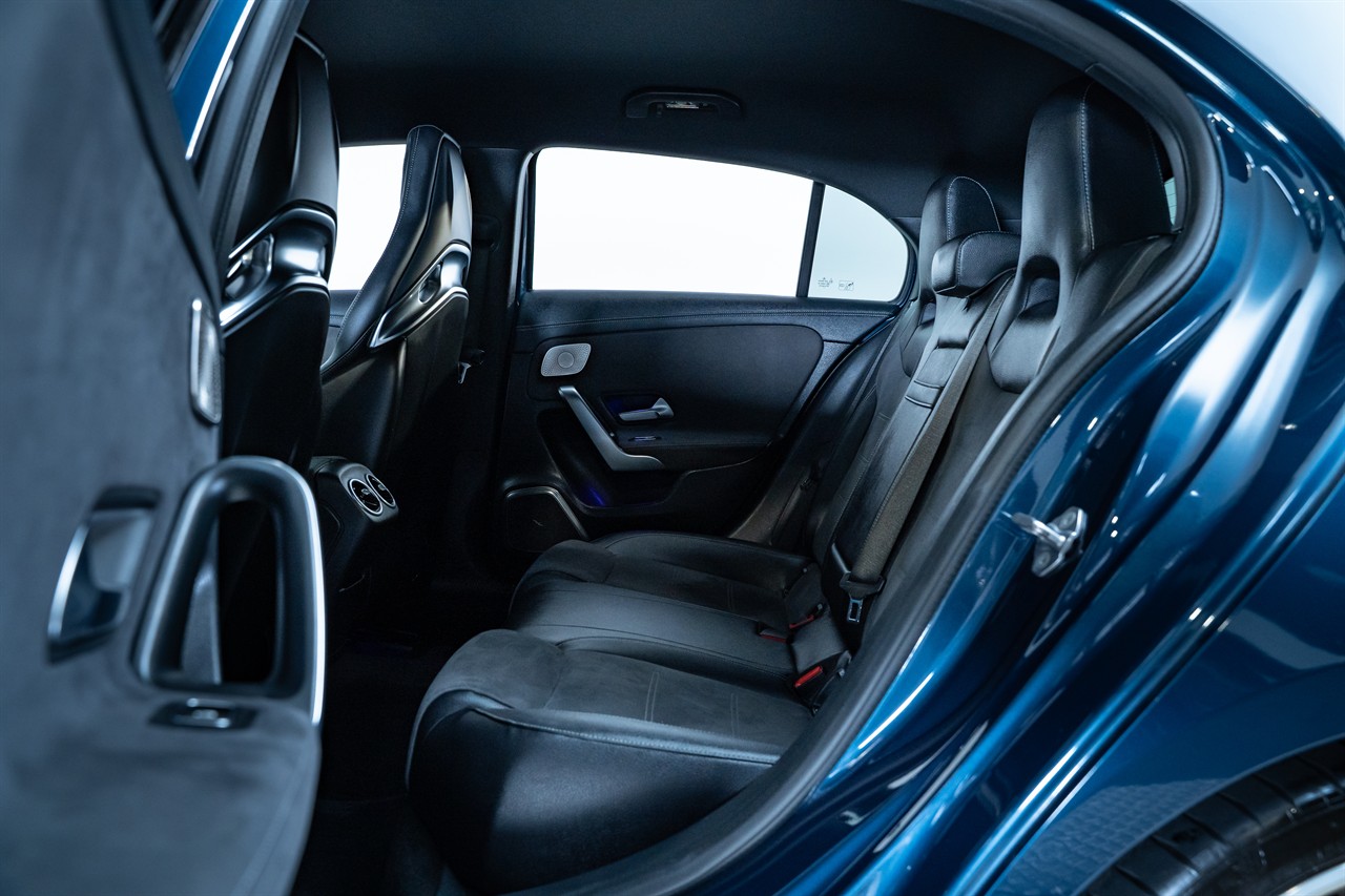 2019 Mercedes-Benz A 35