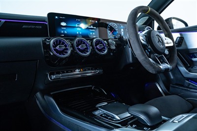 2019 Mercedes-Benz A 35 - Thumbnail
