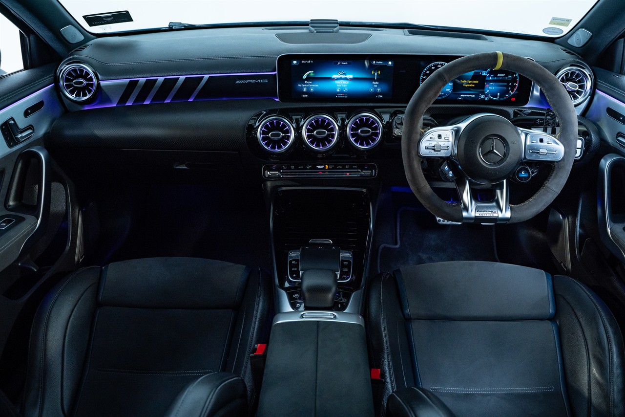 2019 Mercedes-Benz A 35