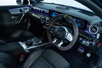2019 Mercedes-Benz A 35 - Thumbnail